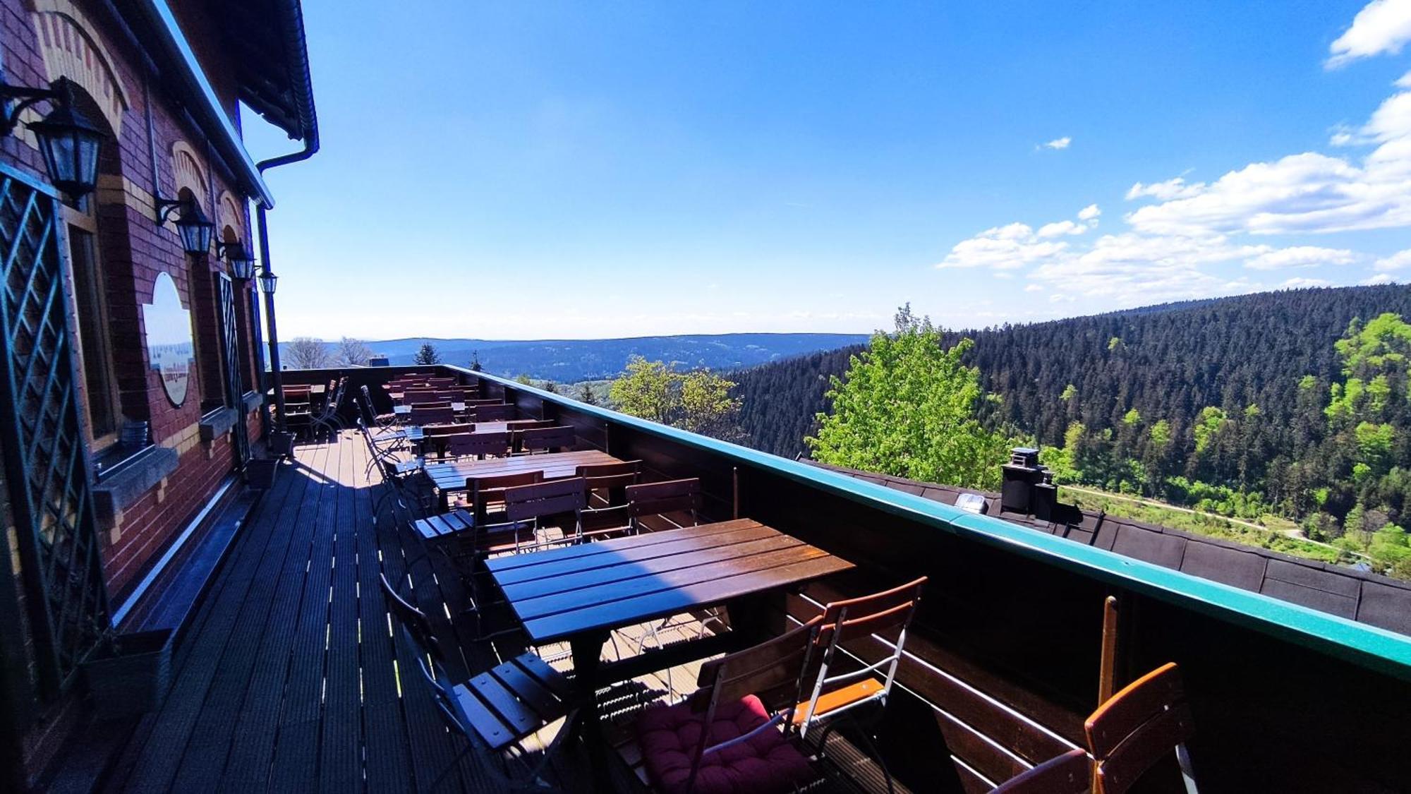 Berggasthaus & Pension Schoene Aussicht Klingenthal Exteriér fotografie